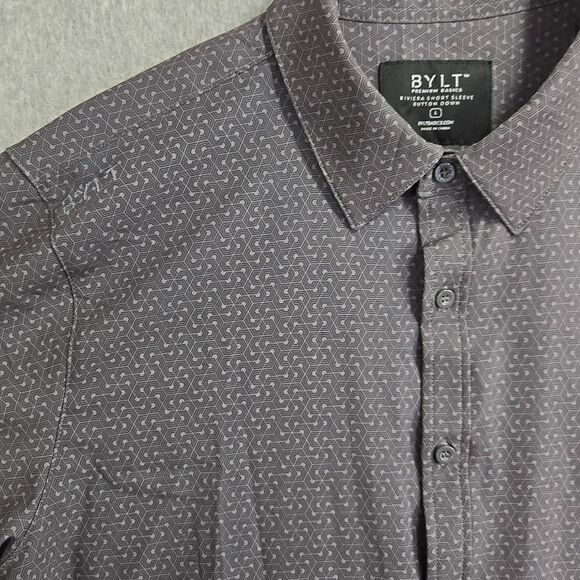 BYLT PREMIUM Shirt Riviera Short Sleeve Button Up Large Geometric Pattern - Picture 1 of 9